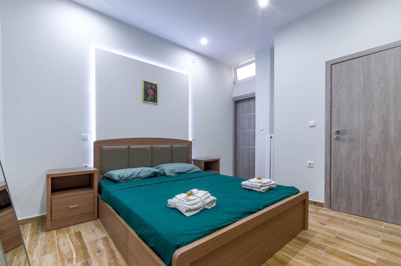 Renovated 2Bd House Close To Pireus Port Exterior foto